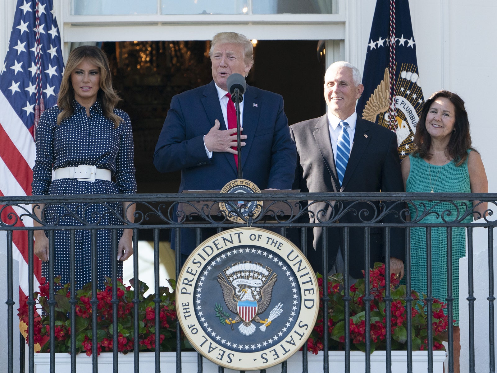 Дональд и Мелания Трамп на ежегодном пикнике для членов Конгресса