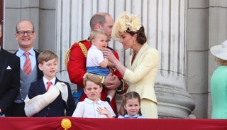 Принц Уильям иnbspКейт Миддлтон сnbspдетьмиnbsp— принцем Луи принцем Джорджем иnbspпринцессой Шарлоттой.