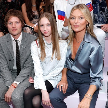 Кейт Мосс с дочерью Лилой и другие гости показа Dior Homme