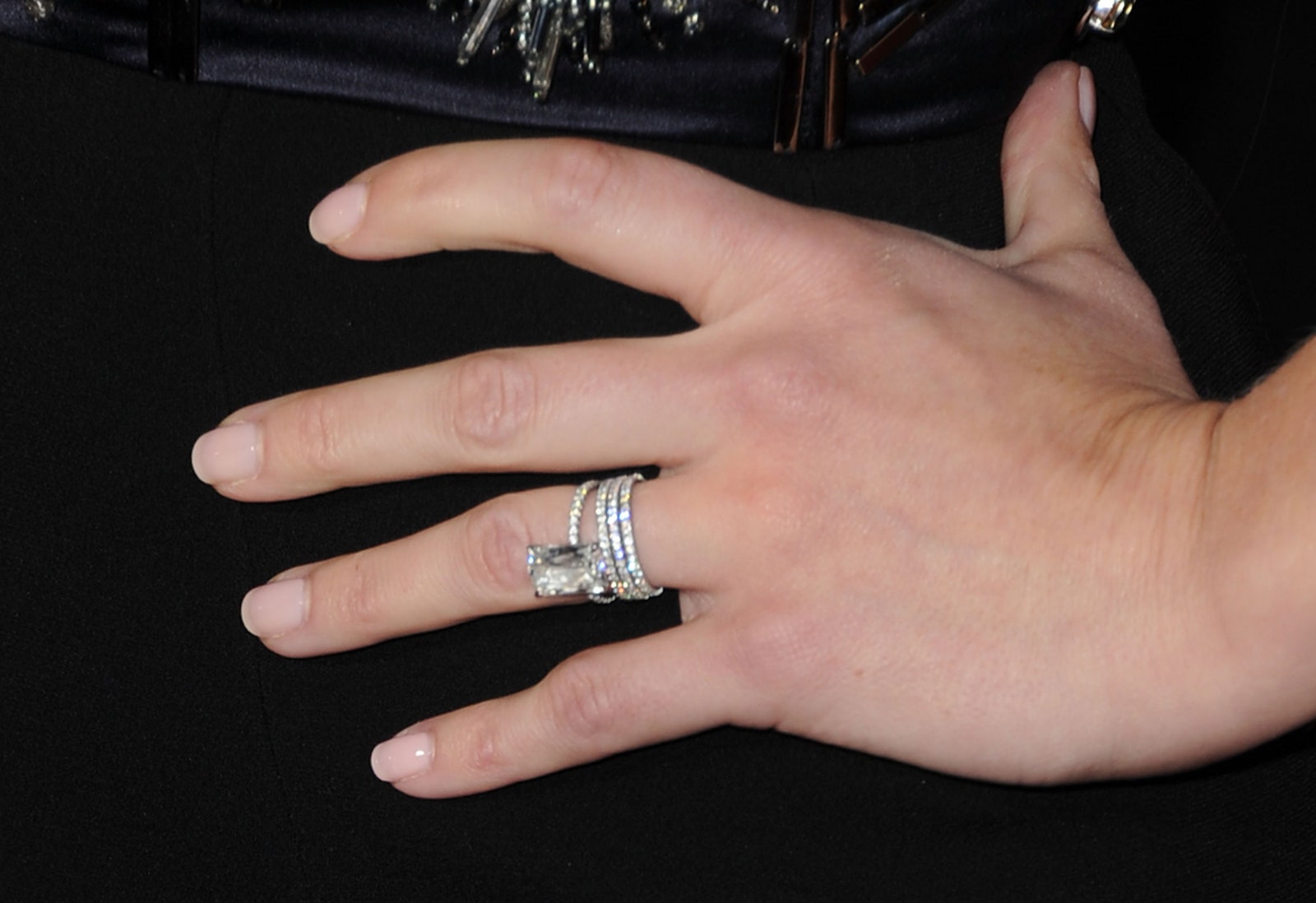 Обручальное и помолвочное кольцо Риз Уизерспун 2012