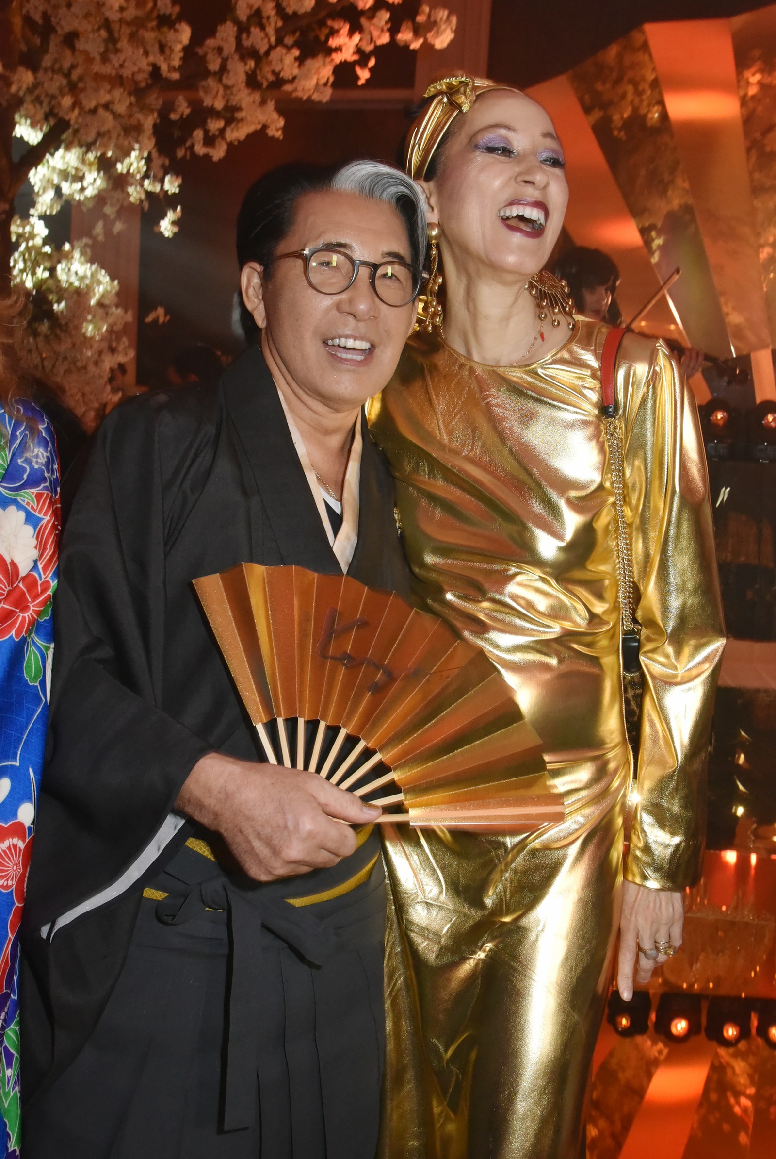 Пэт Кливленд на вечеринке в честь дня рождения Кензо Такада вместе с именинником