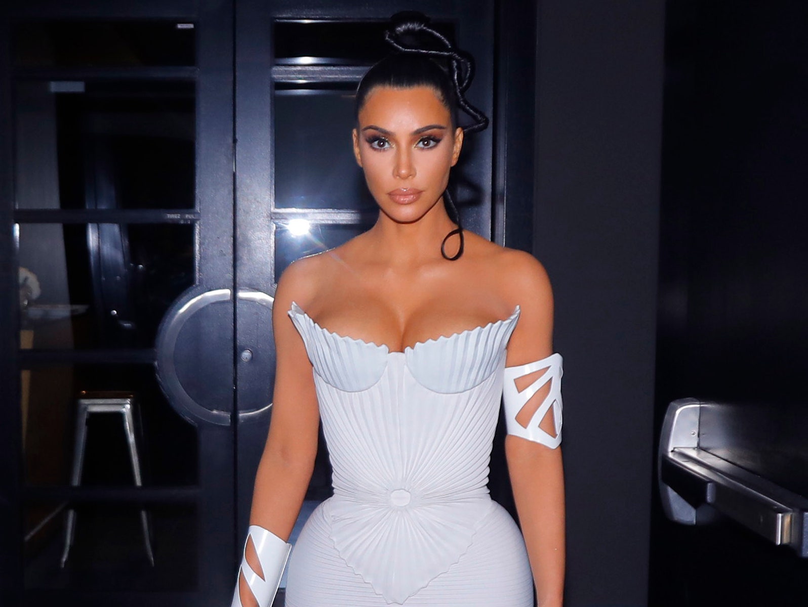 Ким Кардашьян на открытии выставки Thierry Mugler в Монреале
