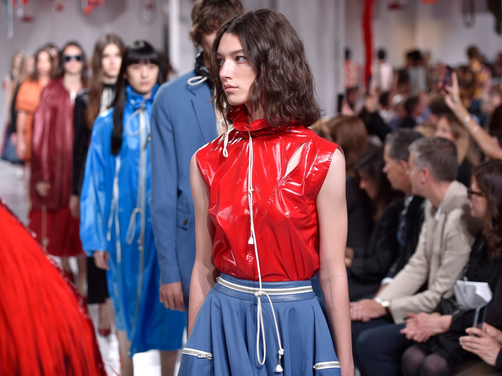 Calvin Klein отказывается от подиумных коллекций