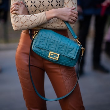 Дамские сумки в моде &- наперекор тренду на авоськи, рюкзаки и пакеты