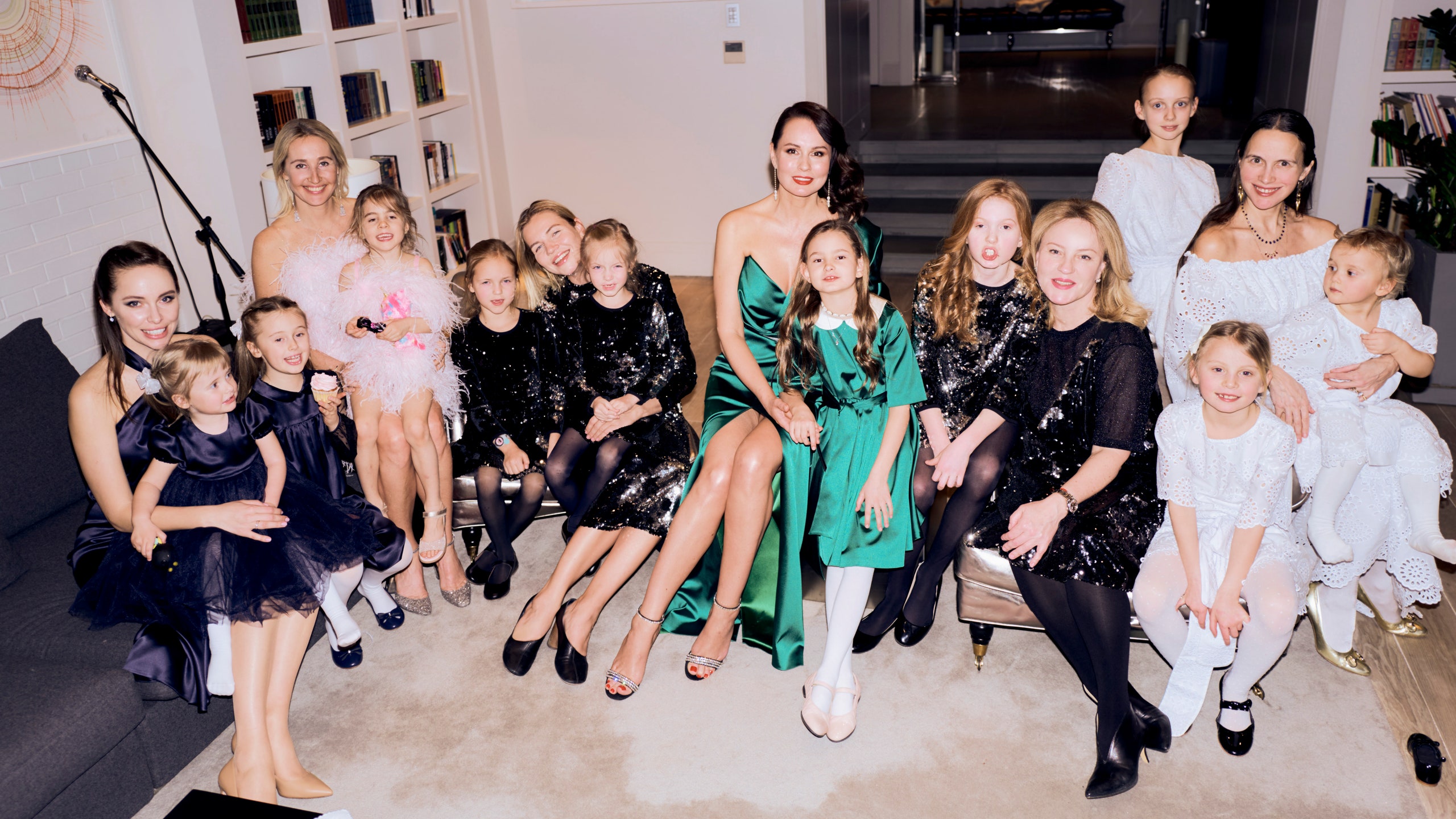 Вечеринка Оксаны Бондаренко для мам и их дочек в стиле даблдрессинг