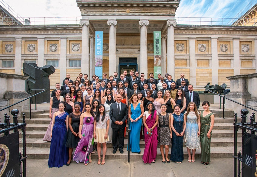Лен Блаватник со студентами Blavatnik School of Government 2015