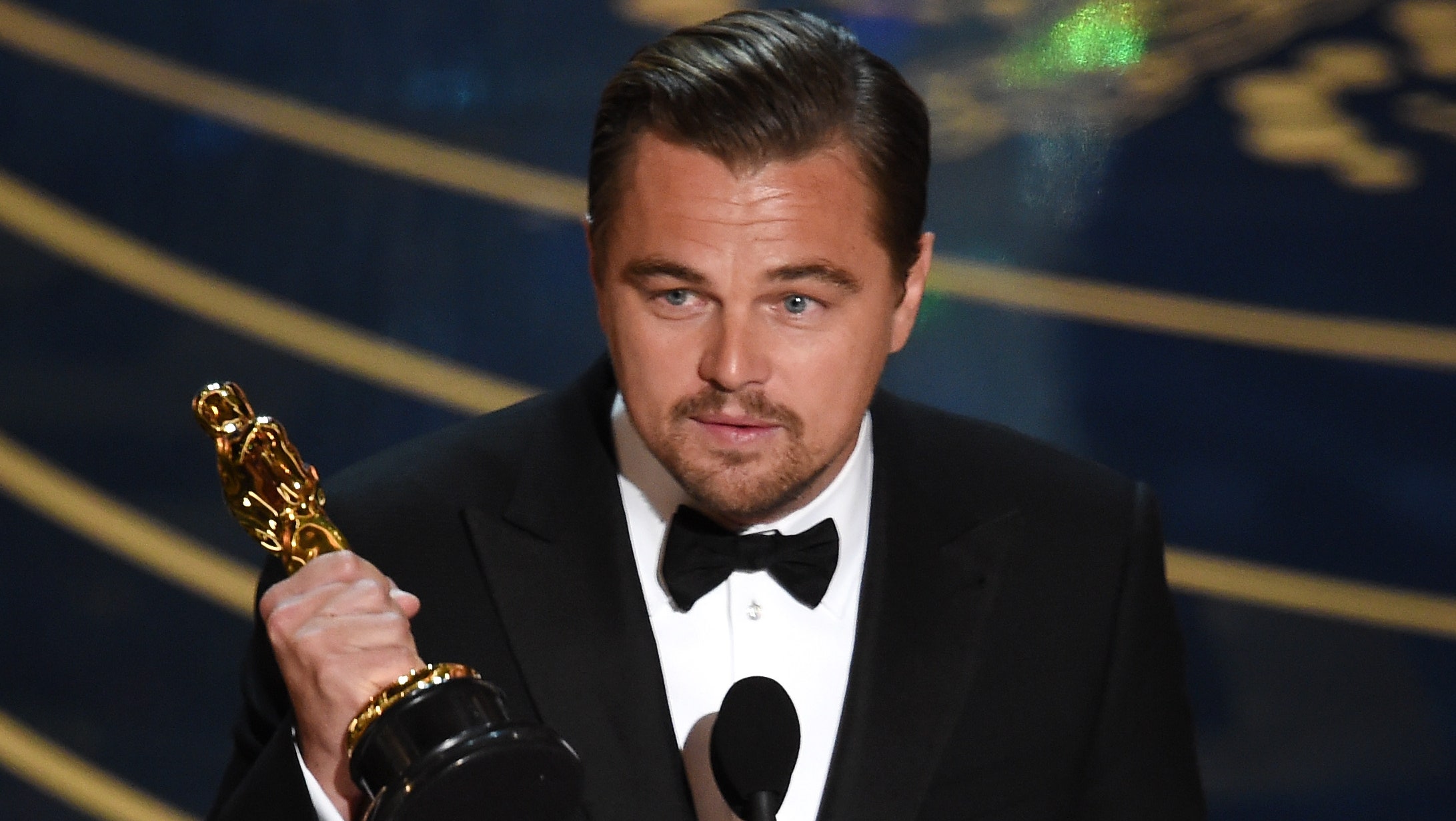 Леонардо ДиКаприо пришлось вернуть подаренный ему «Оскар»