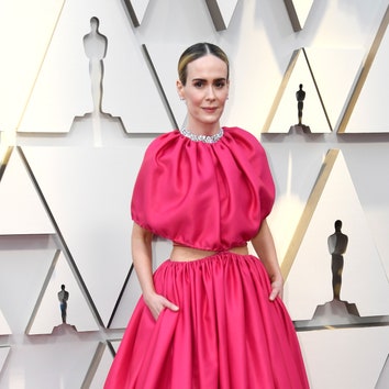 Красная дорожка церемонии «Оскар»-2019: шлейфы, блеск и триумф розового