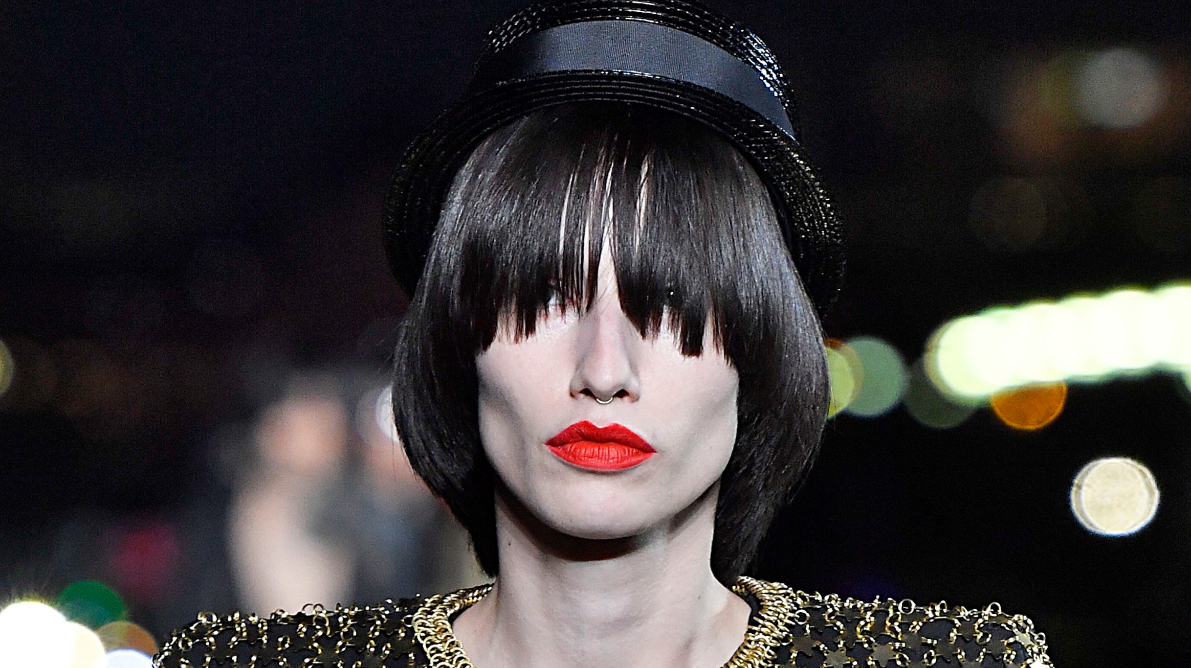 Матовая помада в форме ромба Rouge Pur Couture the Slim  главная бьютипремьера  сезона