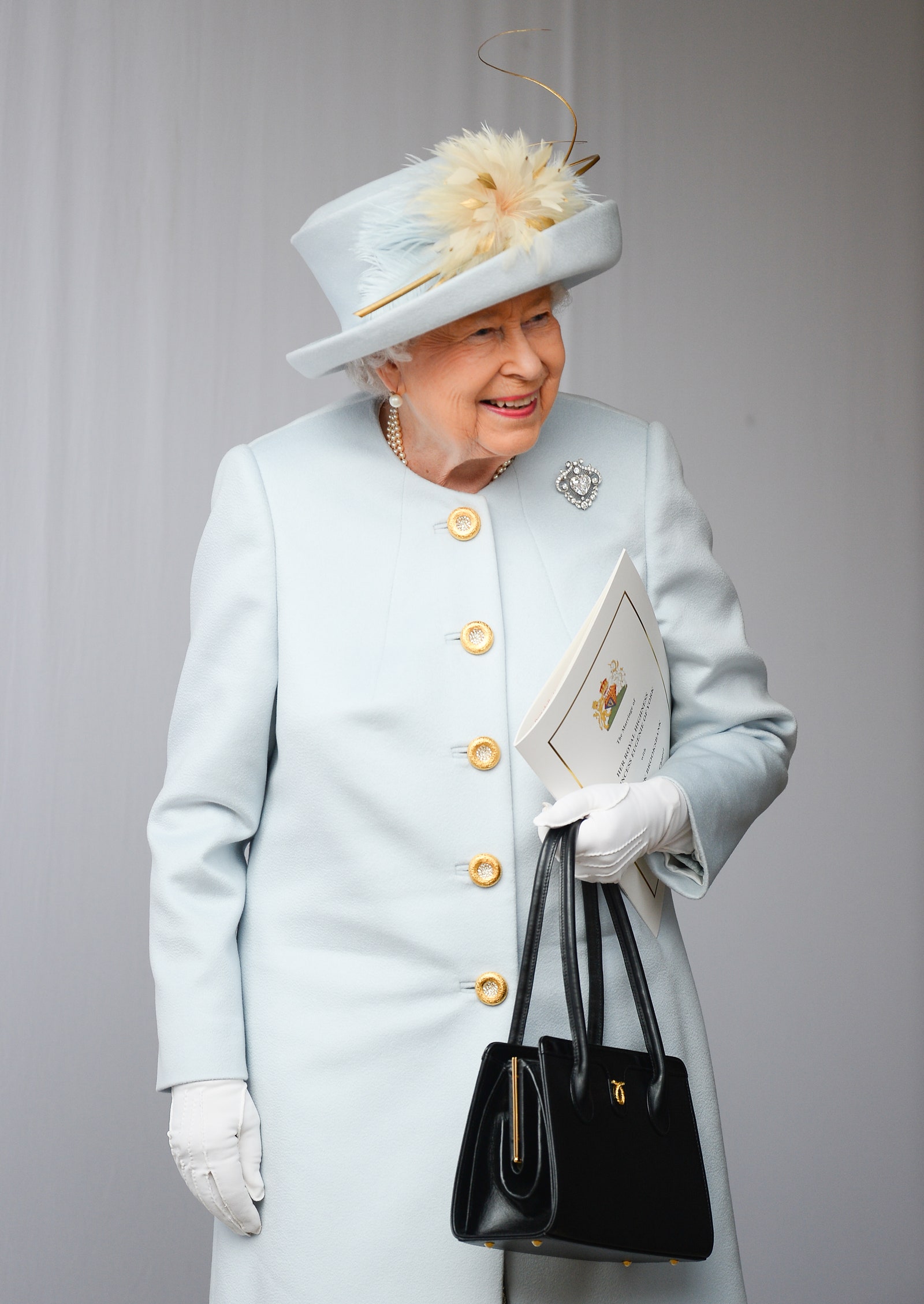 Елизавета II рассказала чем ее огорчают экскурсии по Букингемскому дворцу