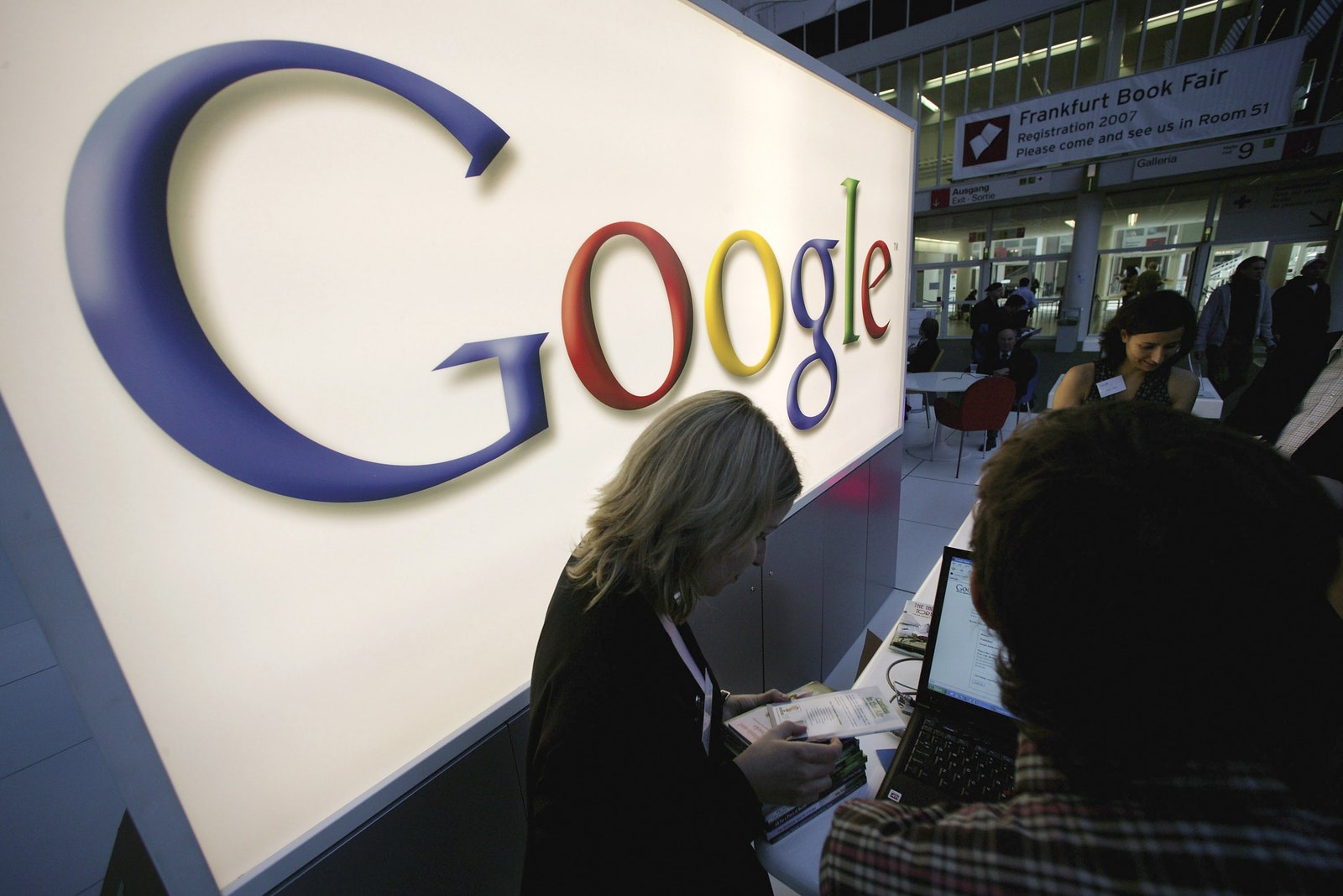 Google изменили свою политику после митингов против харассмента