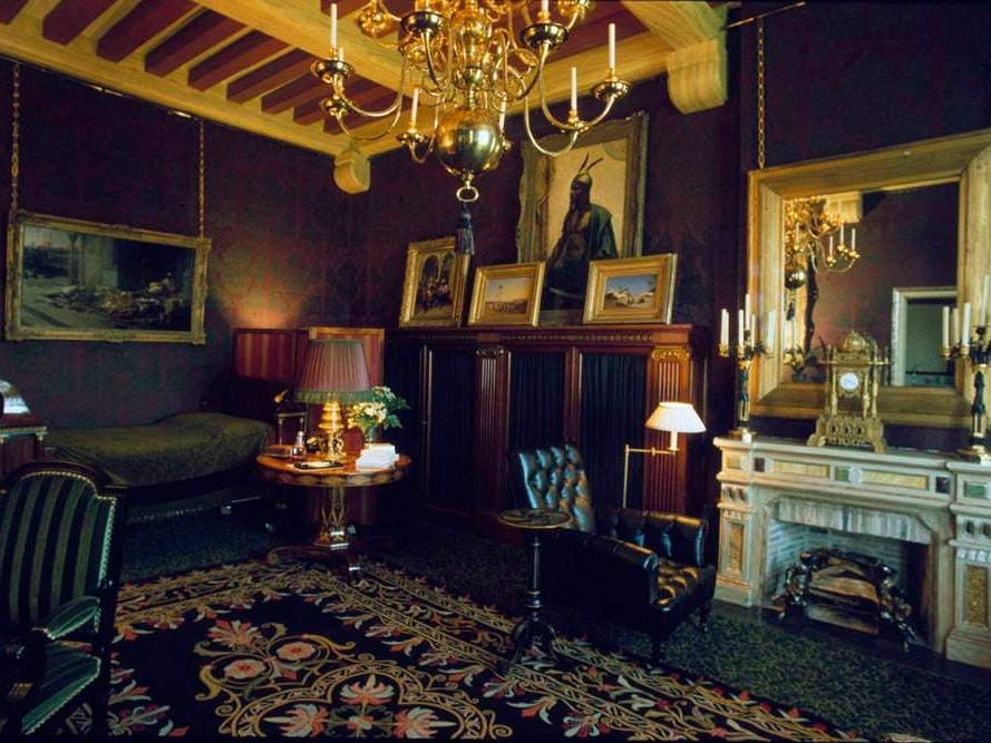 Личная коллекция Пьера Берже была продана на парижском аукционе Sotheby's