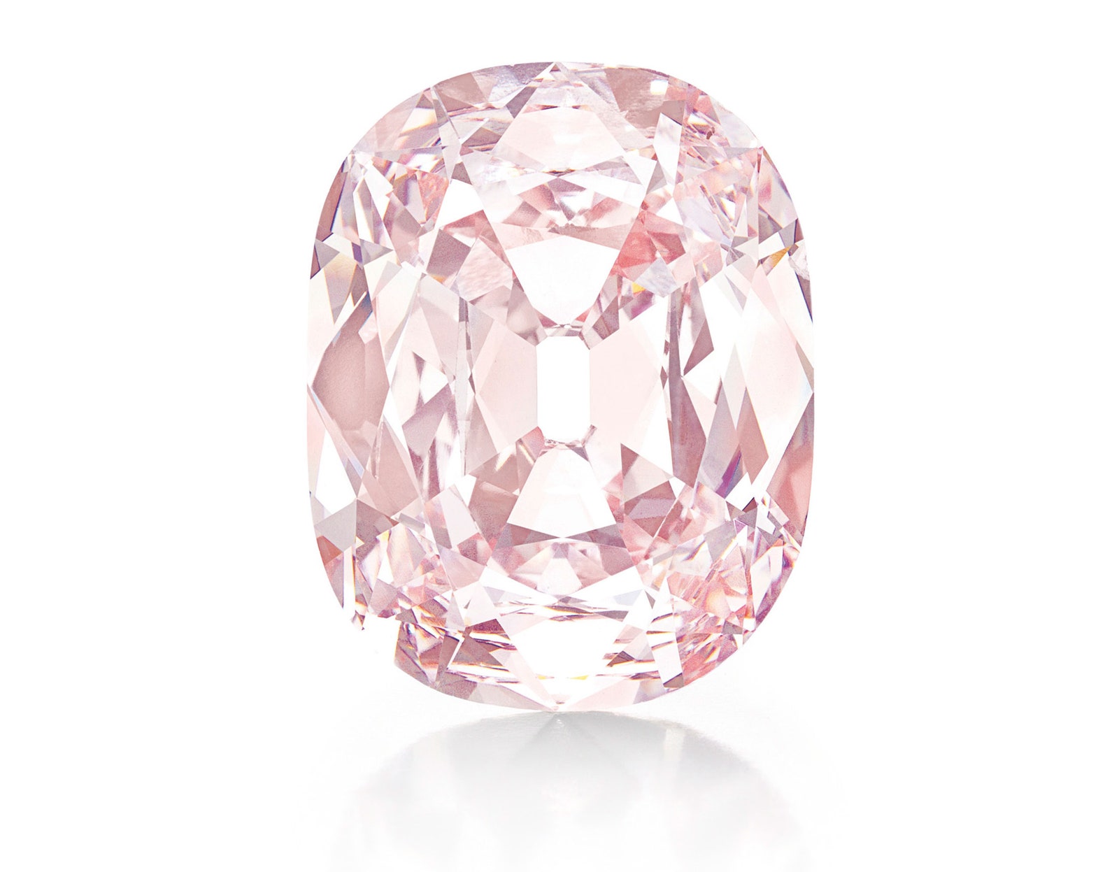 Самые дорогие розовые бриллианты ушедшие с молотка