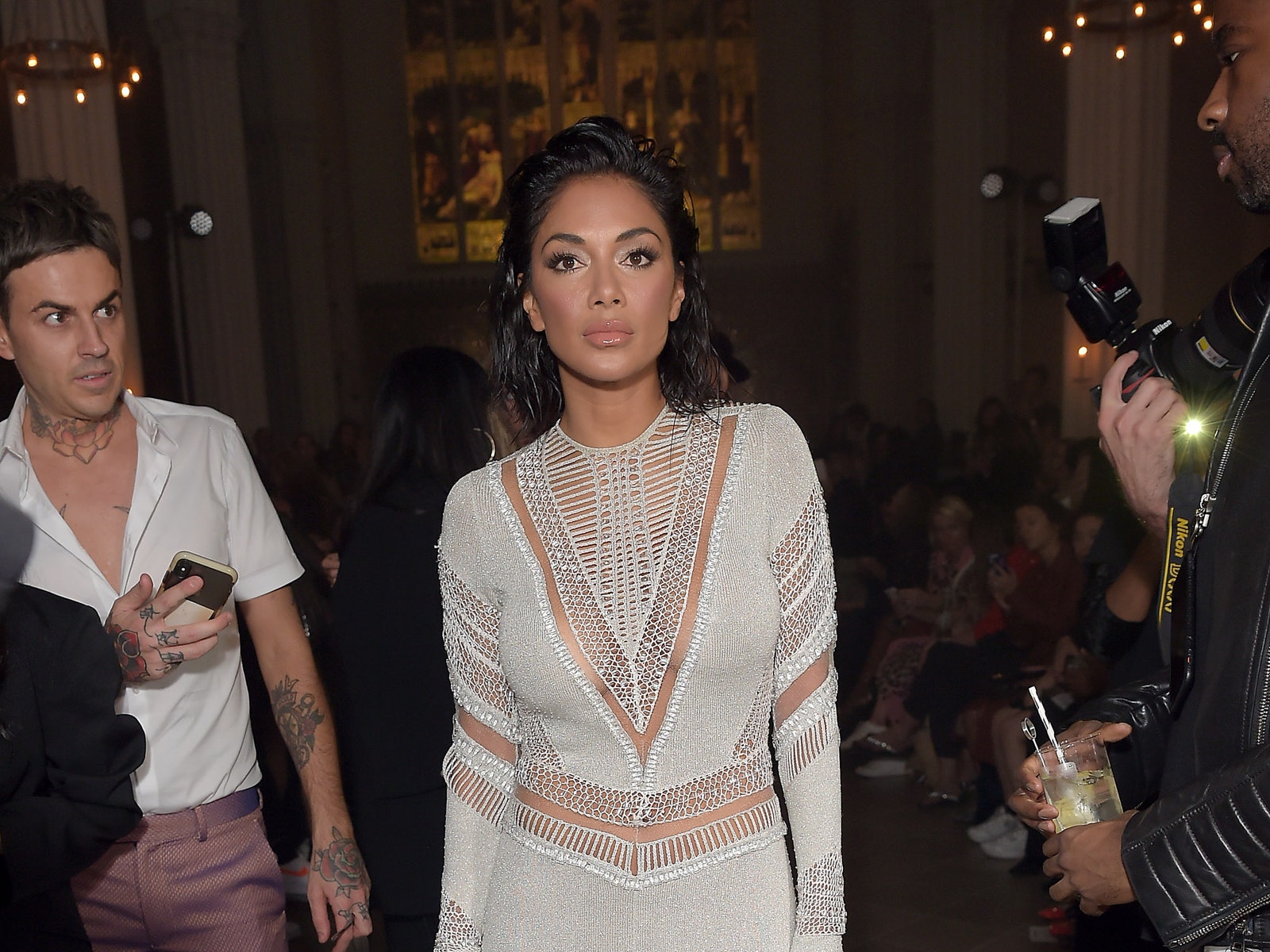 Неделя моды в Лондоне: показ Julien Macdonald весна-лето 2019