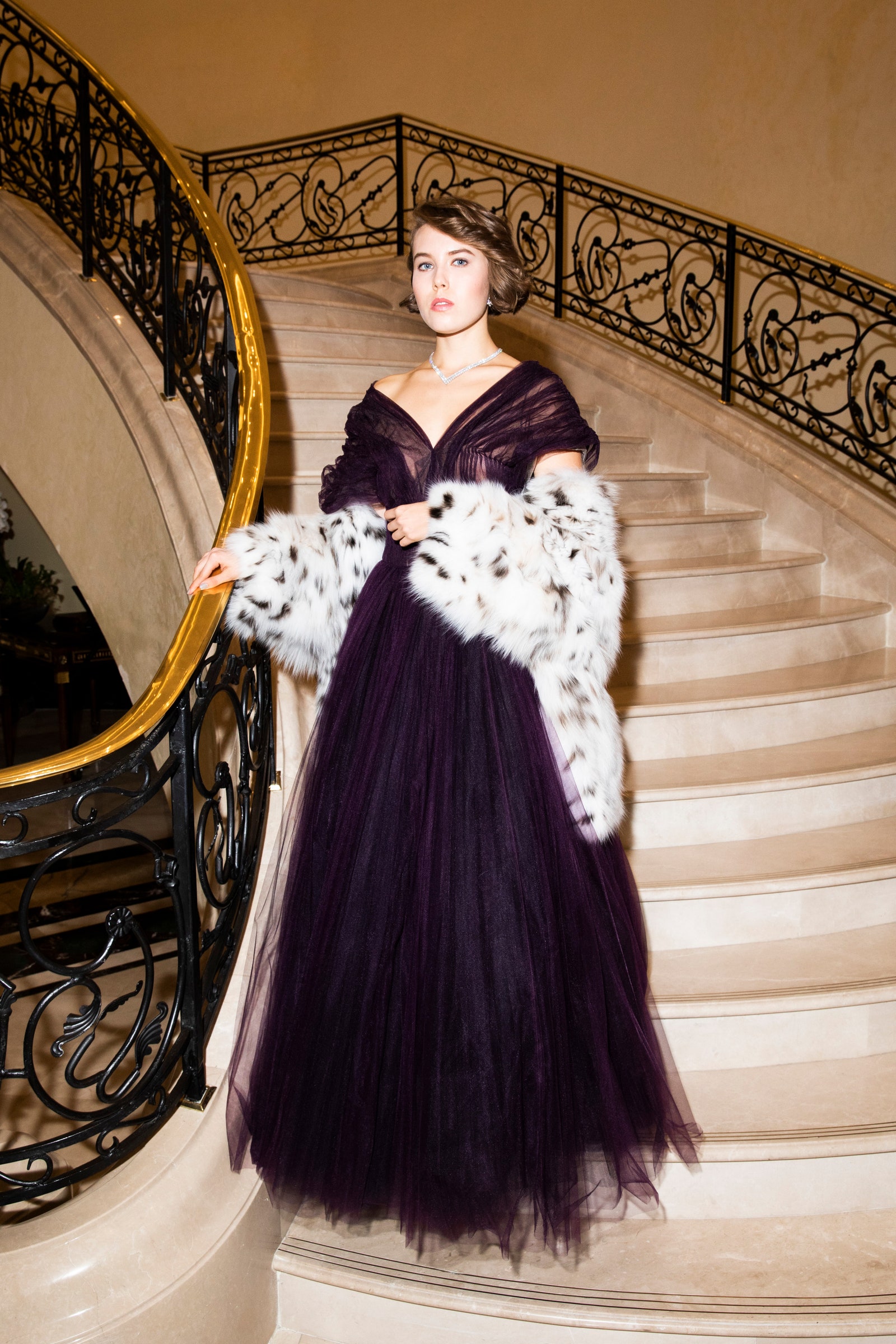 Анна Мазаева в платье Christian Dior и шубе Izeta