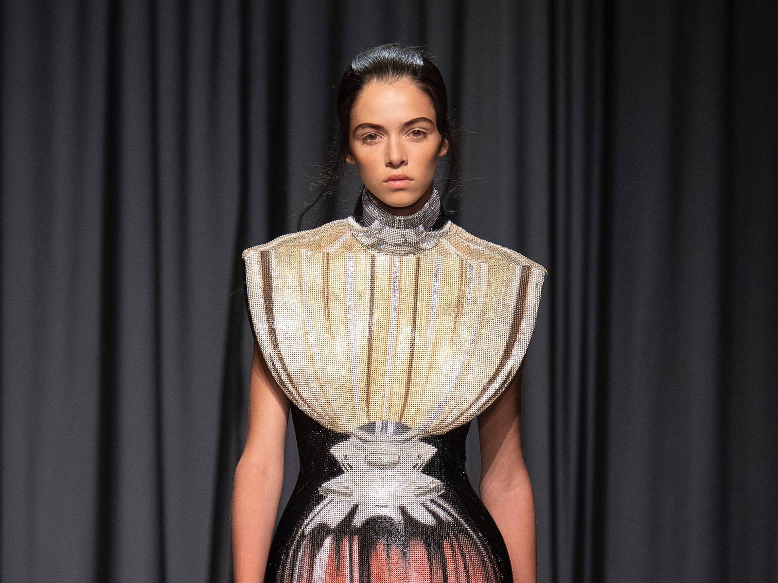 Неделя моды в Лондоне: показ Mary Katrantzou весна-лето 2019
