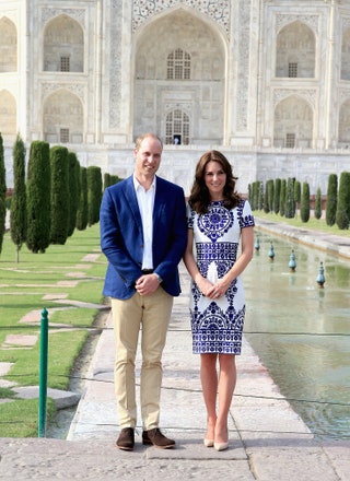 Принц Уильям и Кейт Миддлтон в платье Naeem Khan.