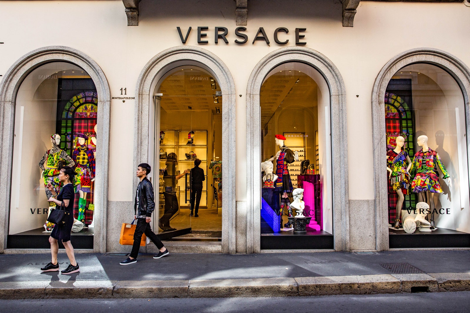 Michael Kors купит бренд Versace