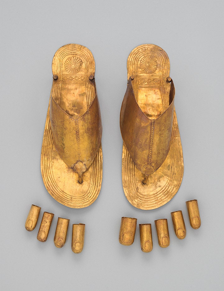 Сандалии и наконечники на пальцы Египет около 14791425 года до нашей эры