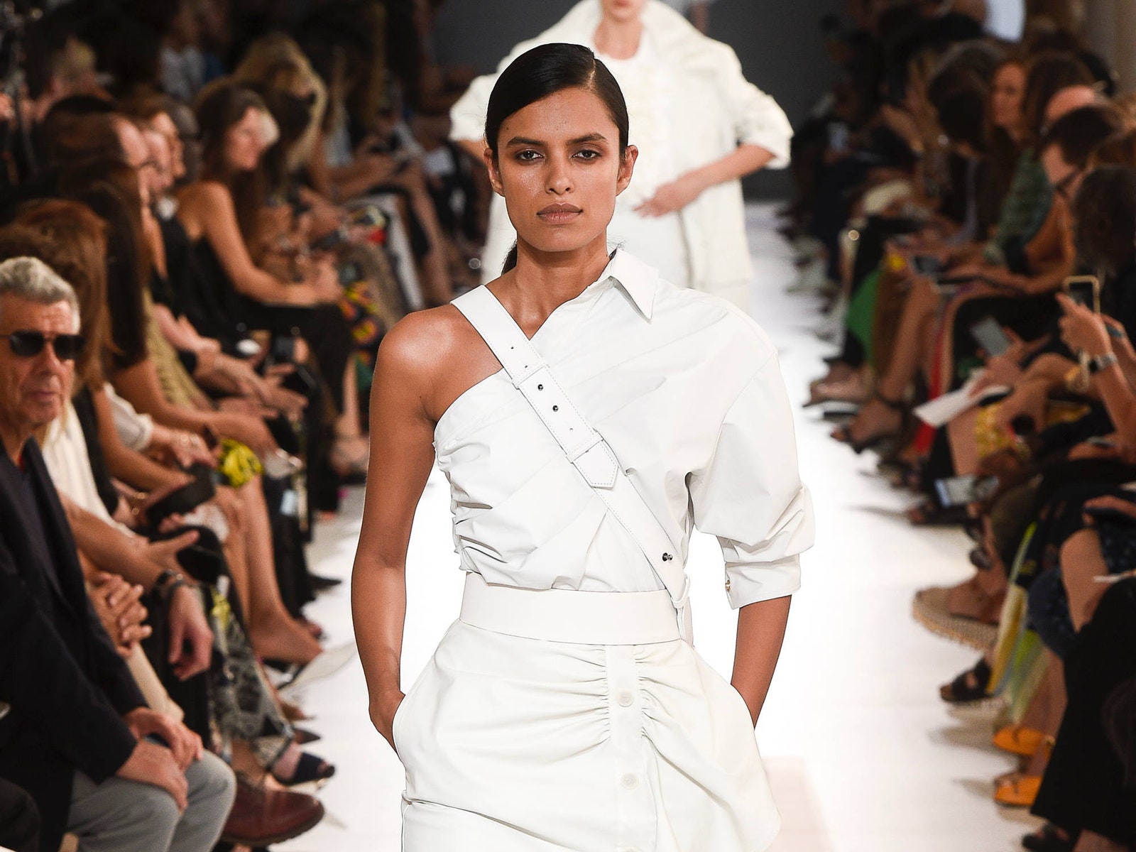 Неделя моды в Милане: показ Max Mara весна-лето 2019