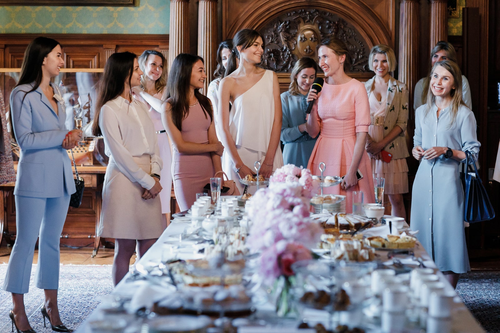 Встреча с читательницами «Татлера» в резиденции посла Великобритании фото Ксении Соловьевой и гостей