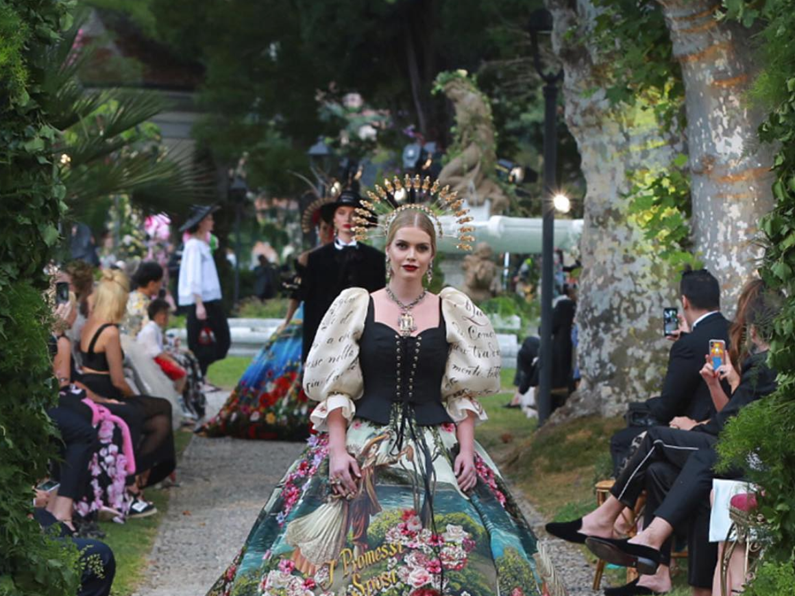 Показ Dolce & Gabbana Alta Moda на Комо