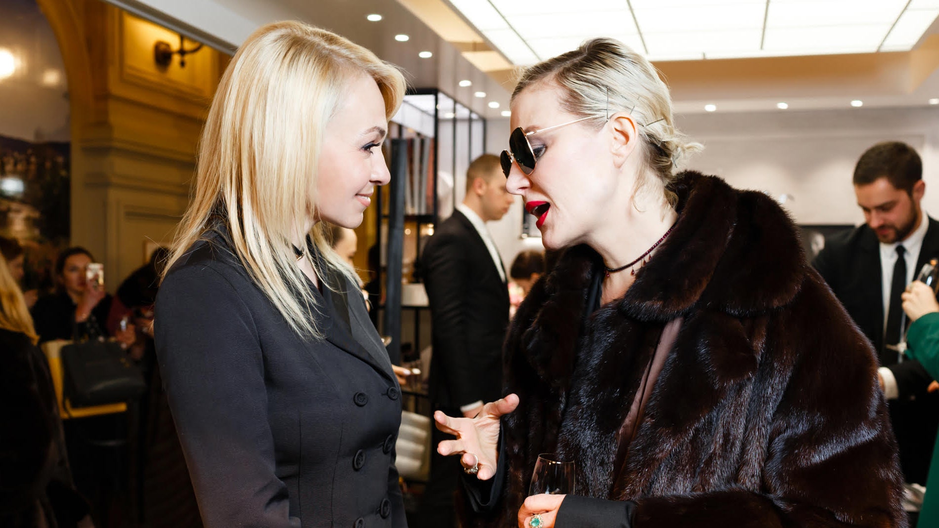 Рената Литвинова и Яна Рудковская на открытии Maison Christian Dior  фото