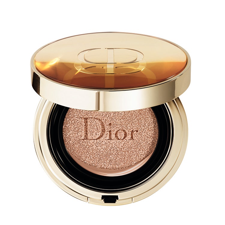 Кушон Prestige Dior цена по запросу.
