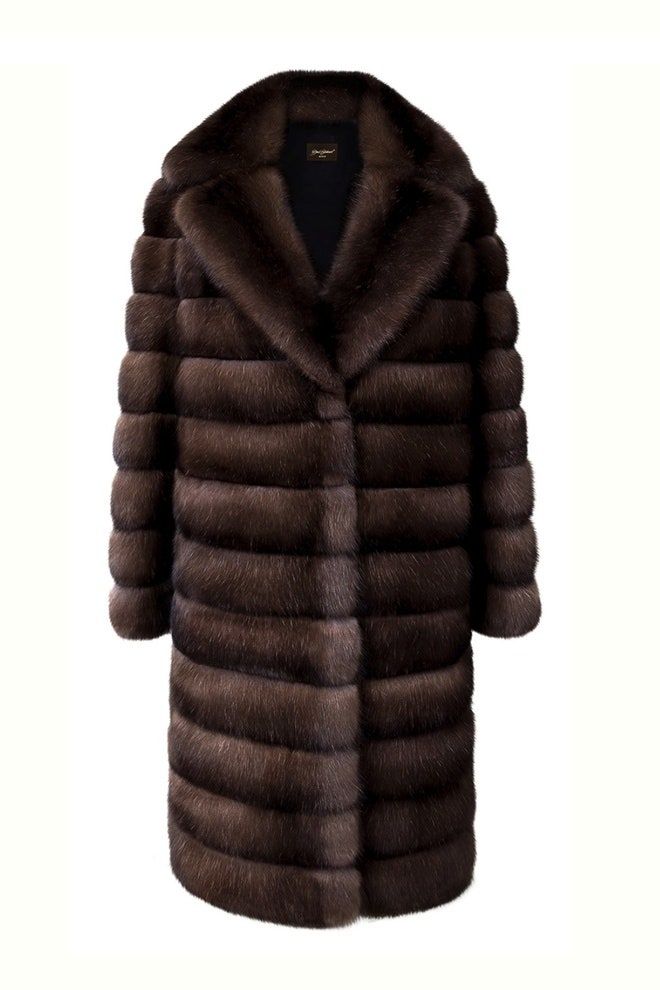 Пальто из баргузинского соболя 4й цвет 2я седина 1 750 000 руб.