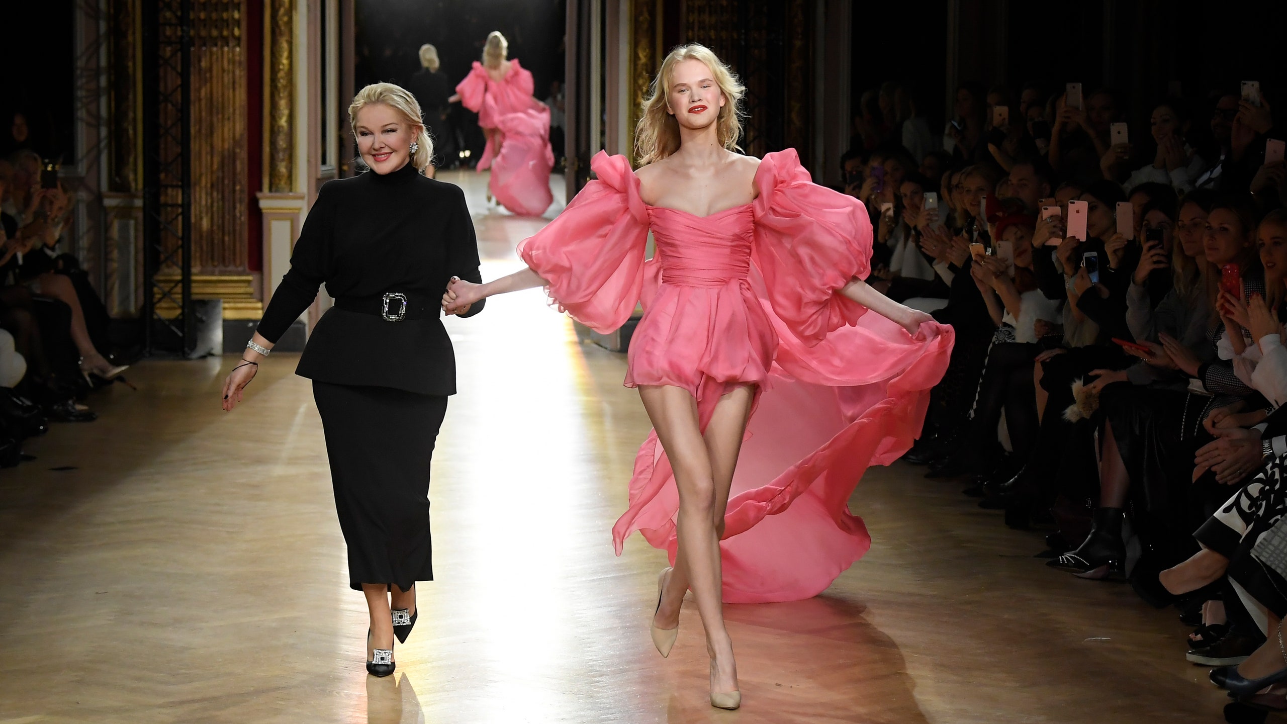 Фото гостей показа и новой коллекции Yanina Couture в Париже