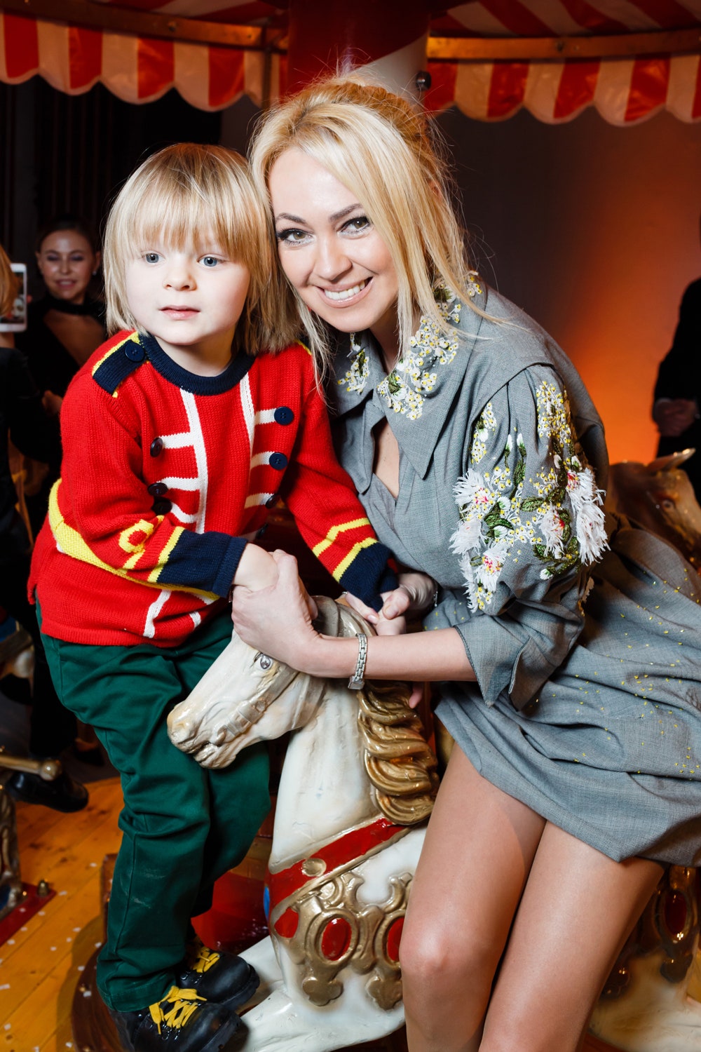 Яна Рудковская с сыном Александром