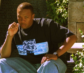 Dr. Dre в его доме в ВудлендХиллз 1999.