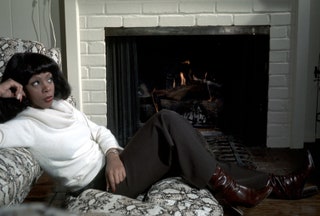 Донна Саммер дома в ЛосАнджелесе 1976.