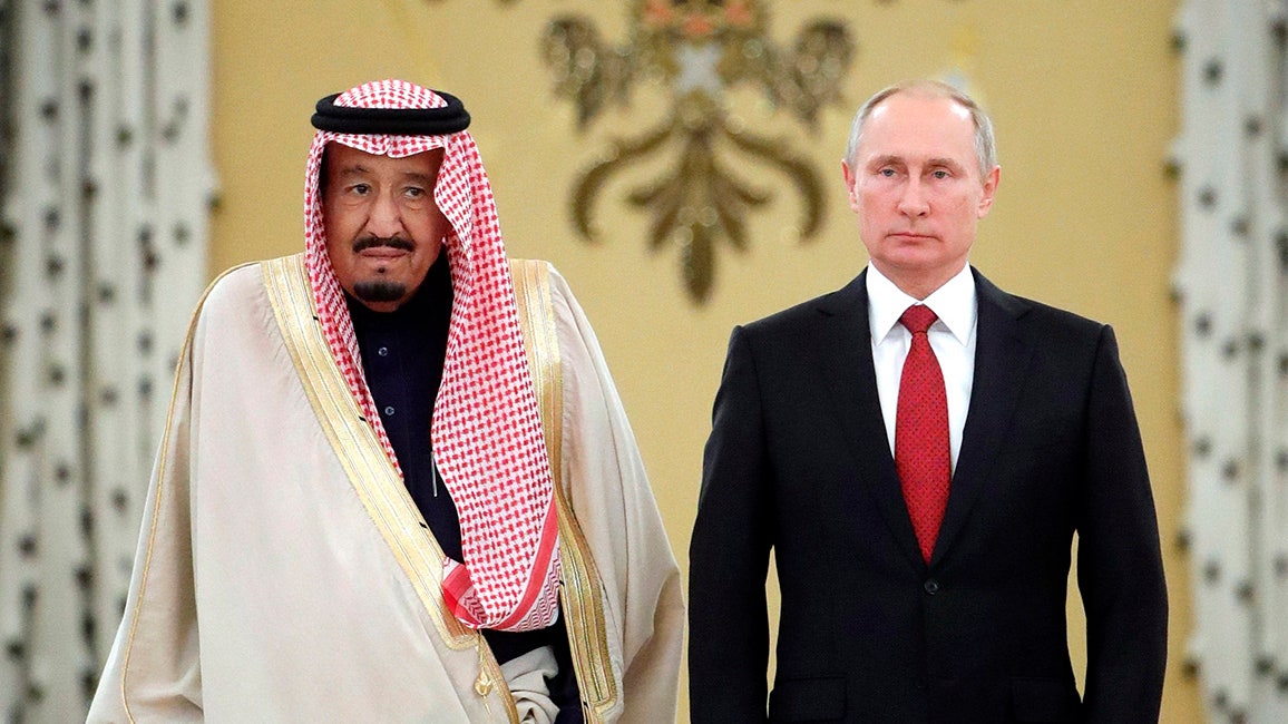 Король Саудовской Аравии в Москве 1500 человек свиты разместили в The RitzCarlton и Four Seasons