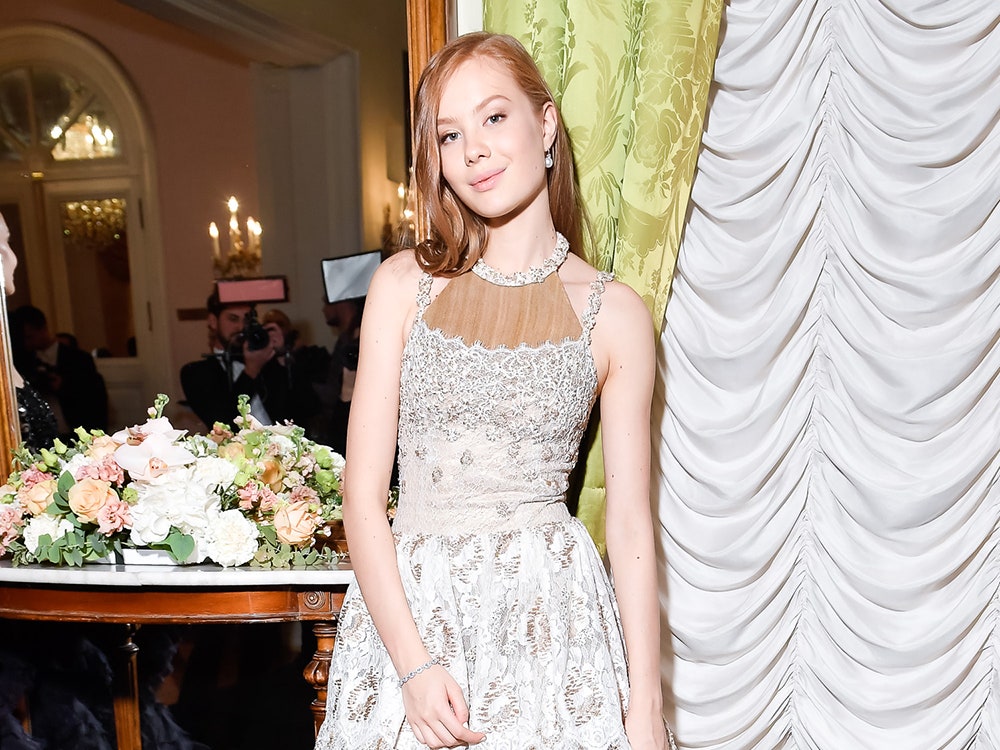 Мирослава Михайлова в платье Chanel Haute Couture на Балу дебютанток Tatler 2017