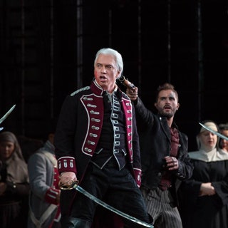 Дмитрий Хворостовский на сцене Vienna State Opera в постановке «Трубадур».