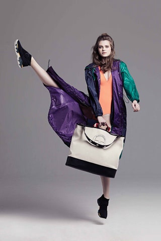 Ветровка Versace купальник Stella McCartney сумка Sonia Rykiel обувь Marni .