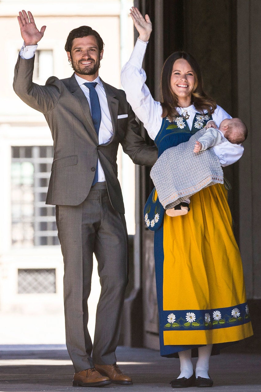 Принц Карл Филипп принцесса София и принц Александр в Национальный день Швеции июнь 2016