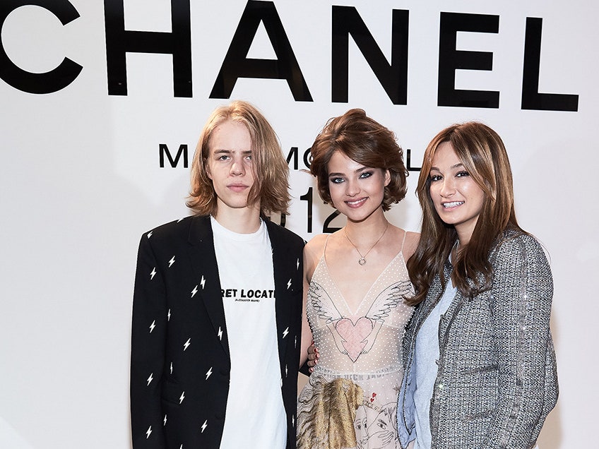 Вечеринка в честь Chanel Mademoiselle J12