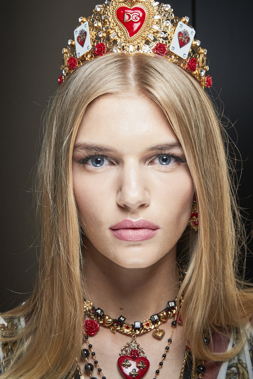 Модный макияж фото шикарного макияжа с показа Dolce  Gabbana