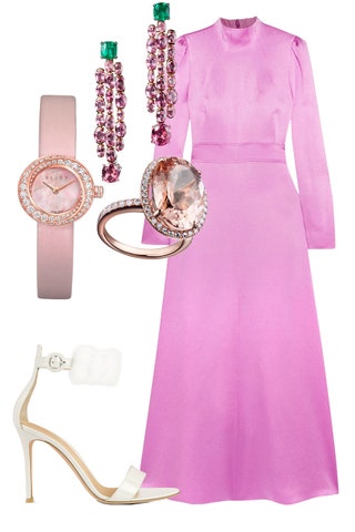 Платье Valentino серьги De Grisogono часы Graff Pink Sprial кольцо Yana босоножки Gianvito Rossi.
