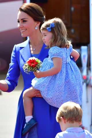 Кейт Миддлтон и принцесса Шарлотта.