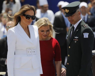 Меланья  Трамп и супруга премьерминистра Израиля Сара Нетаньяху.