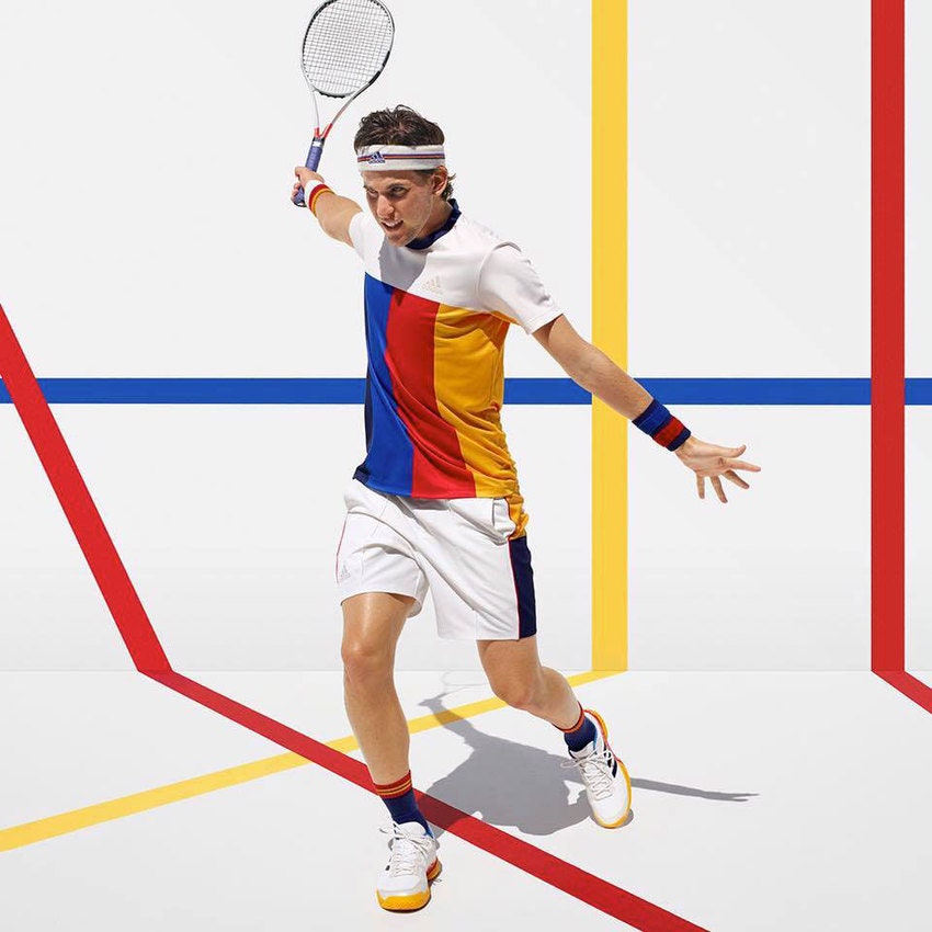Австрийский теннисист Доминик Тим в форме adidas созданной Фаррелом Уильямсом