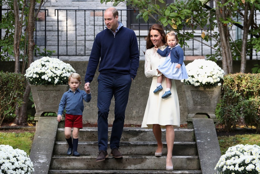 Принц Уильям и герцогиня Кэтрин растят детей без модных гаджетов у Шарлотты и Джорджа нет iPad