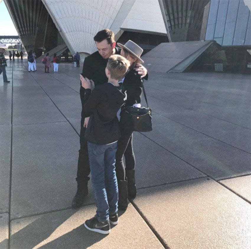 Илон Маск с детьми навестил Эмбер Херд в Сиднее во время съемок фильма «Аквамен»