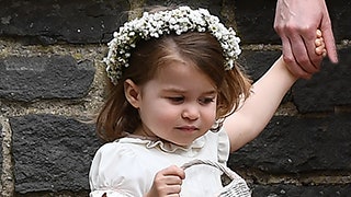 Фото герцогини Кэтрин принцессы Шарлотты и принца Джорджа на свадьбе Пиппы Миддлтон