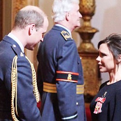 Виктория Бекхэм получила Орден Британской Империи
