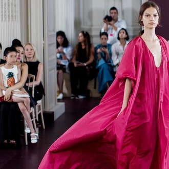 История искусств на шоу Valentino Couture осень-зима 2017/2018