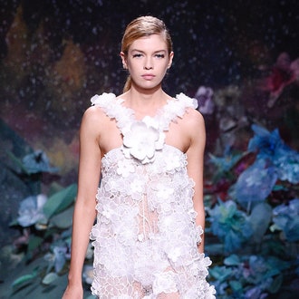 Flower Рower: шоу Fendi осень-зима 2017/2018
